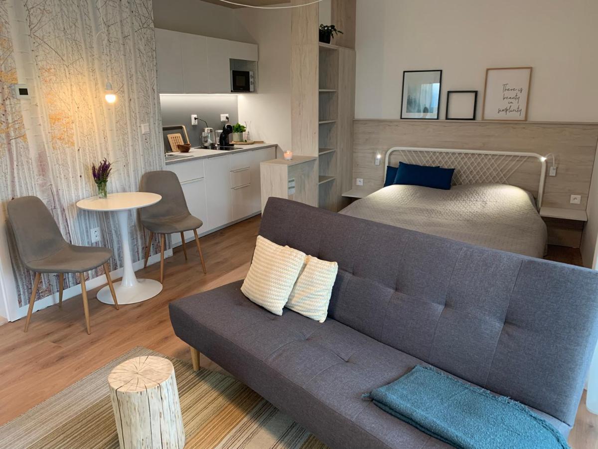 Brand New Apartment In Private Resort ลิฟตอฟสกีมิคูลาช ภายนอก รูปภาพ